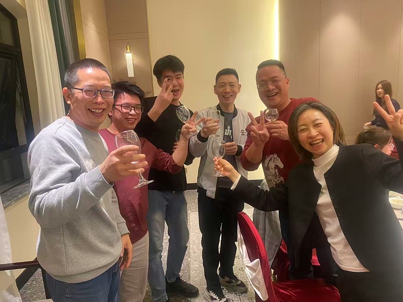 欧拓销售铝合金拉手,铝合金手轮等机械通用配件